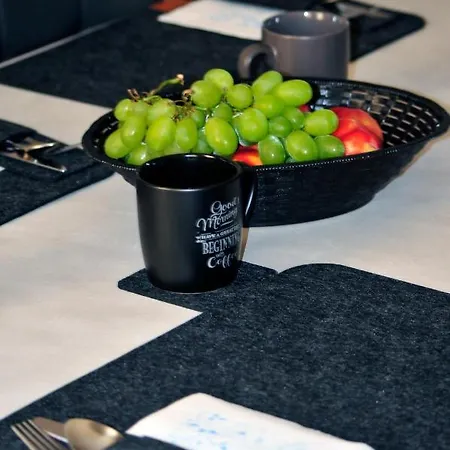 Bed & Breakfast Kamome