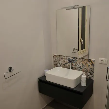 Kamome Bed & Breakfast