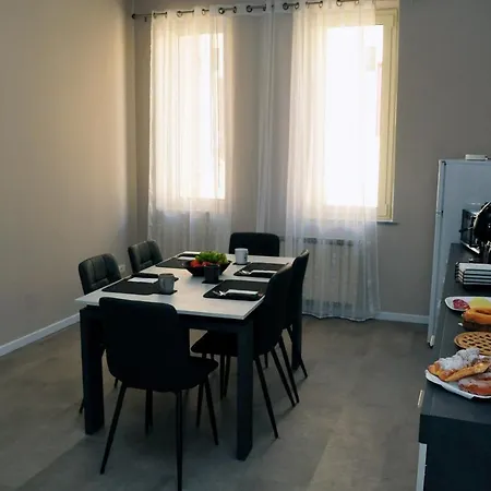 Bed & Breakfast Kamome 3*