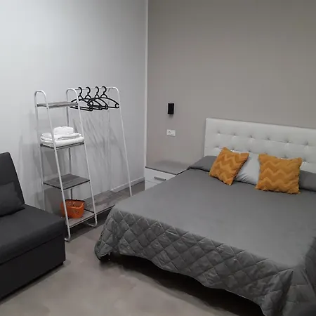 Kamome Bed & Breakfast 3*