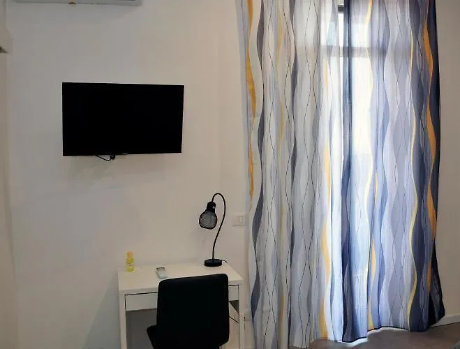 Bed & Breakfast Kamome 3*